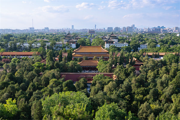 多家公司通知帶薪放假看閱兵，績效管理有何啟示？